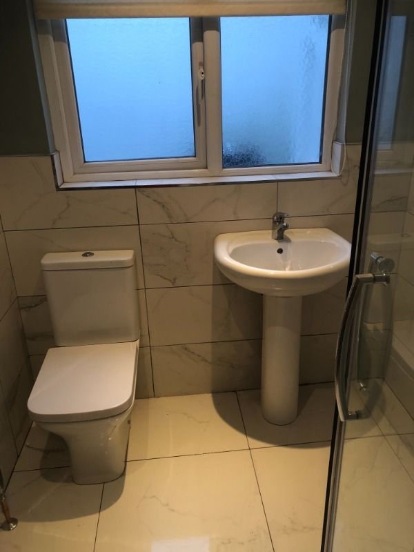 Apt 1, 94 Wellesley Avenue