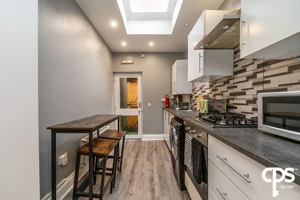 11 College Place North