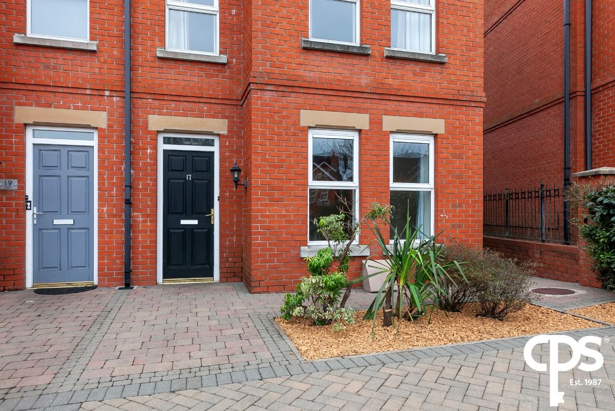 17 Fortwilliam Demense