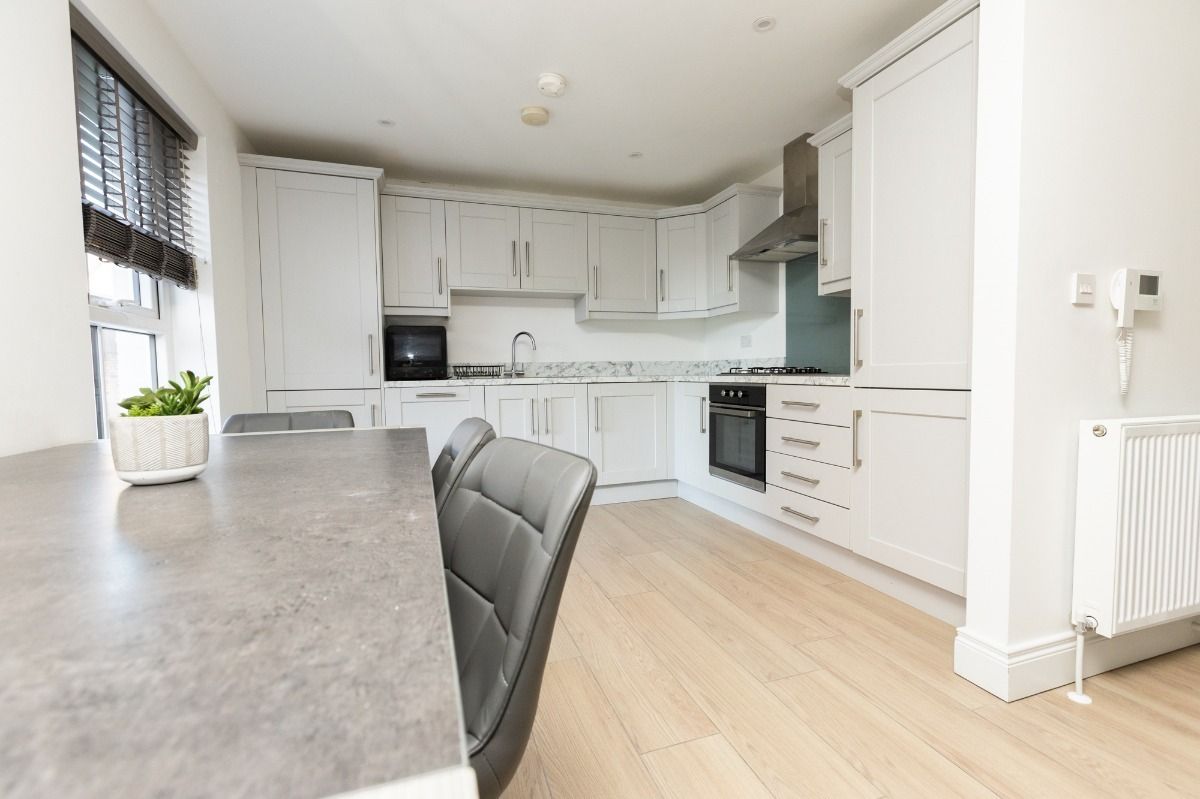 Apt 1, 15 Ballantine Square