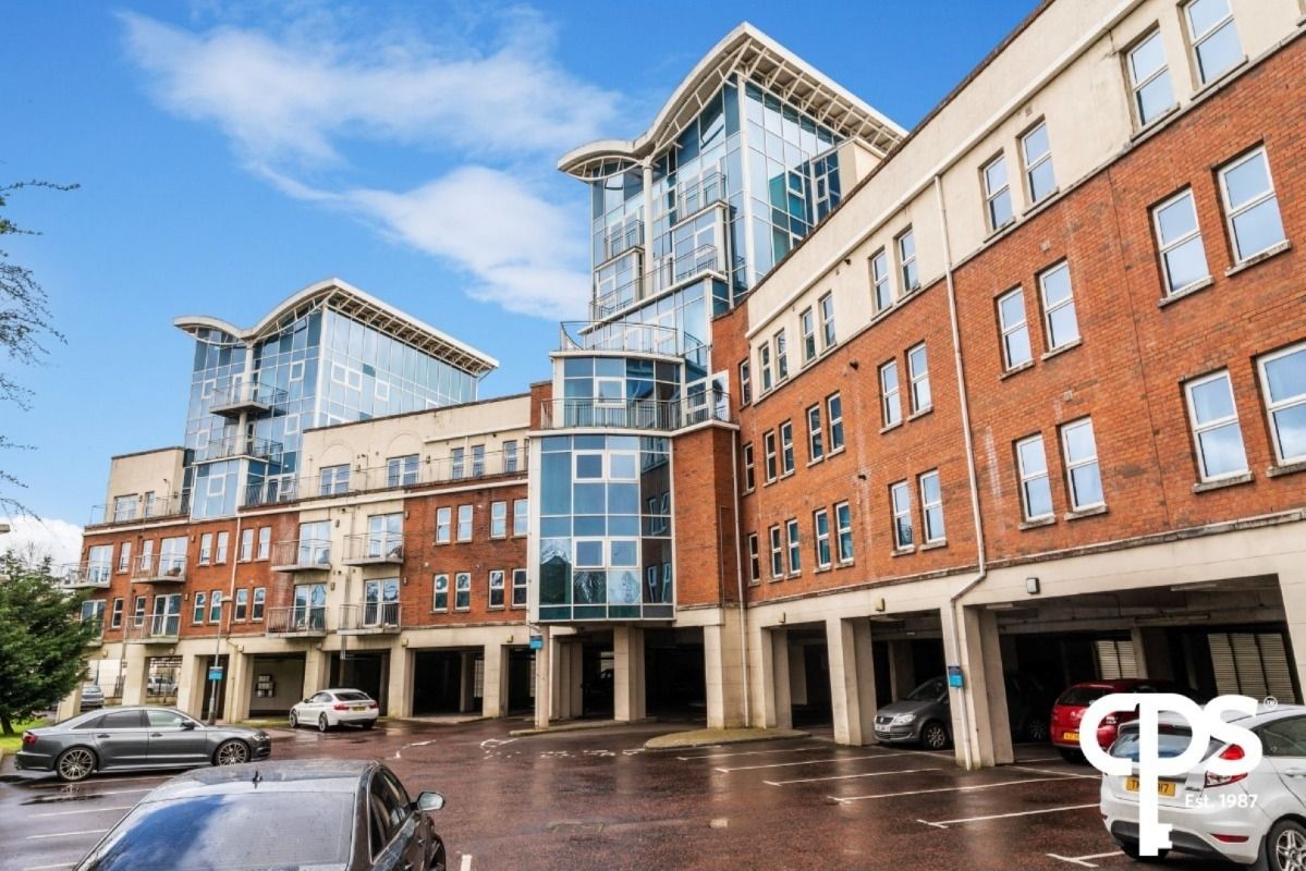 Apt 36 Woodlands Manor