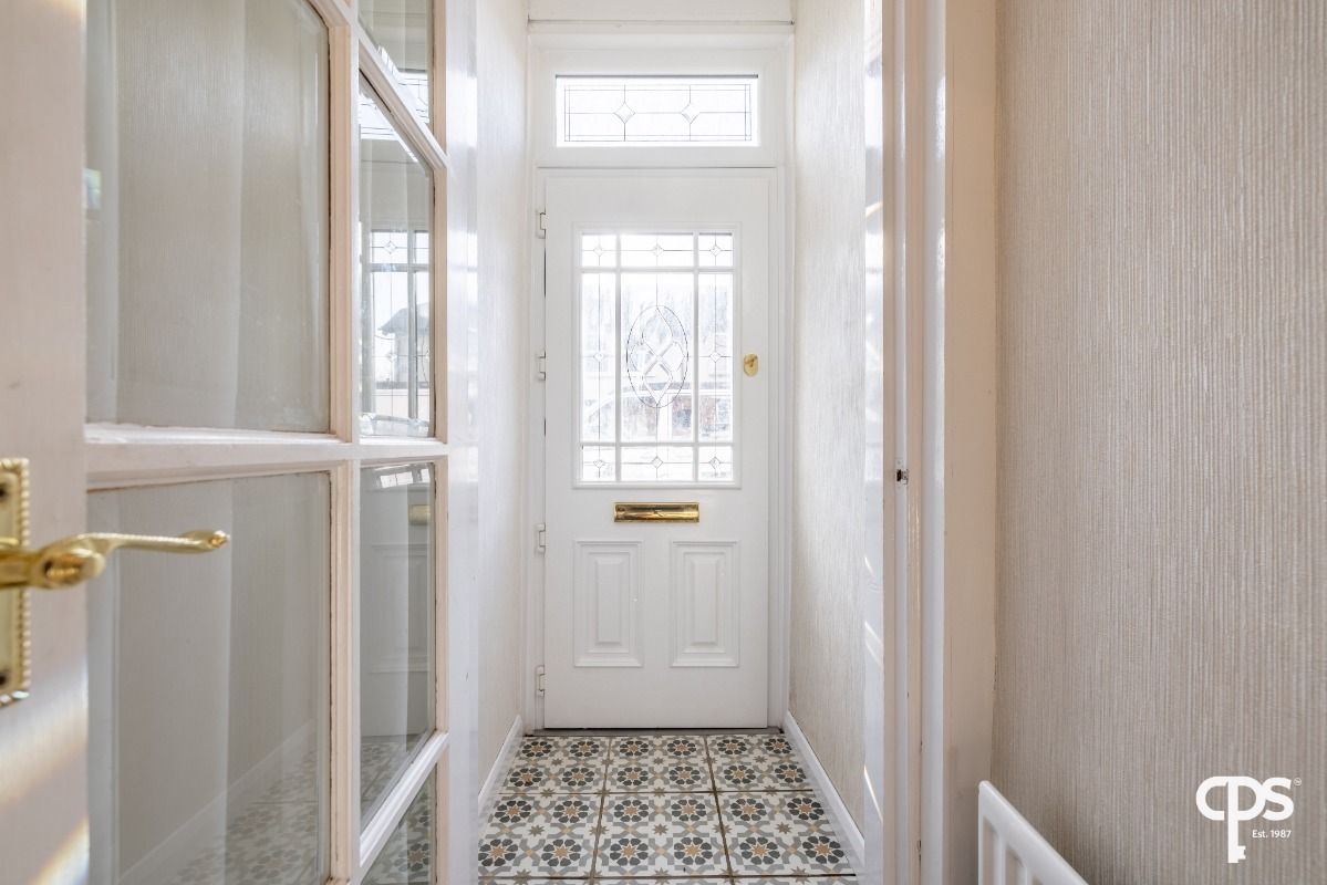 99 Ulsterville Gardens