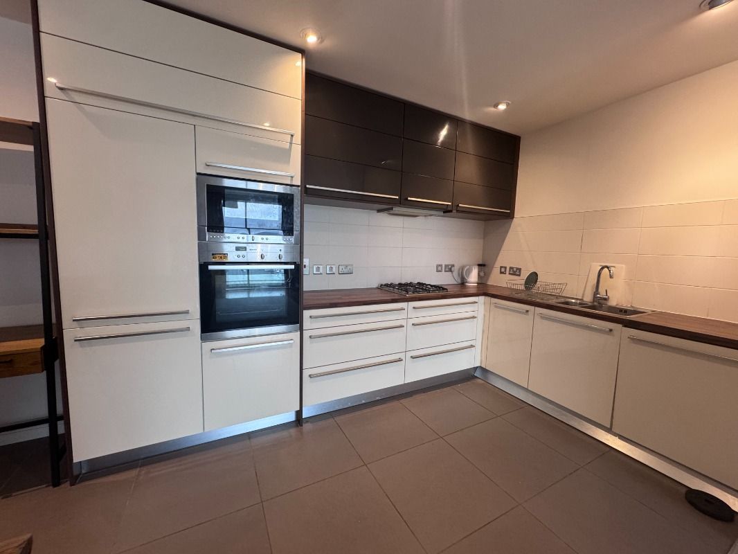 Apartment 6-11 The Arc, Titanic Quarter