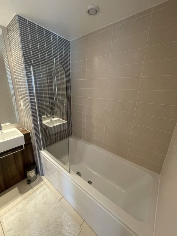 Apartment 6-11 The Arc, Titanic Quarter