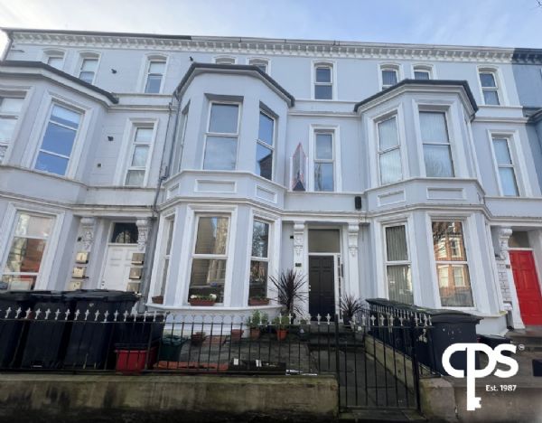 Apartment 2, 111 Eglantine Avenue