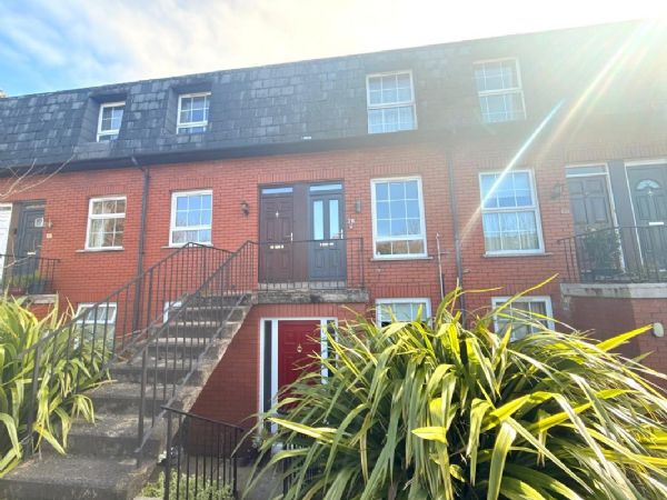 2B Windsor Court, Windsor Park