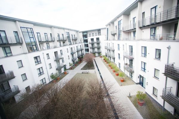 E.4.1 Whitehall Square Penthouse, Lisburn Road