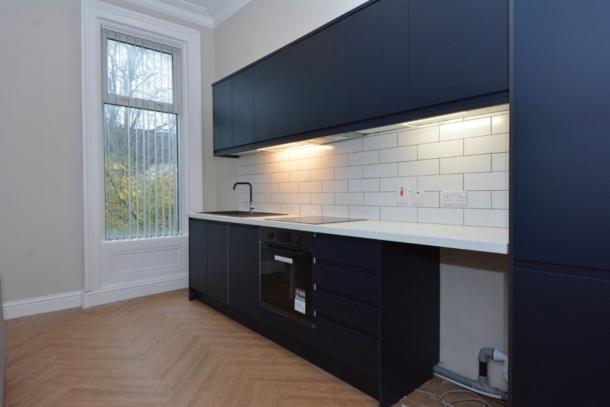 Apt 2, 66 Wellington Park