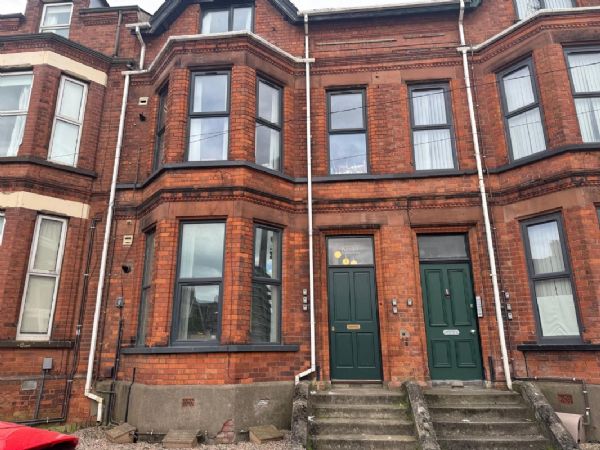 Apt 1, 19 Camden Street