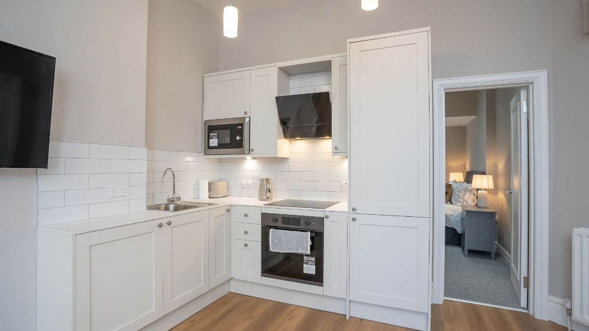 Apt 1, 19 Camden Street