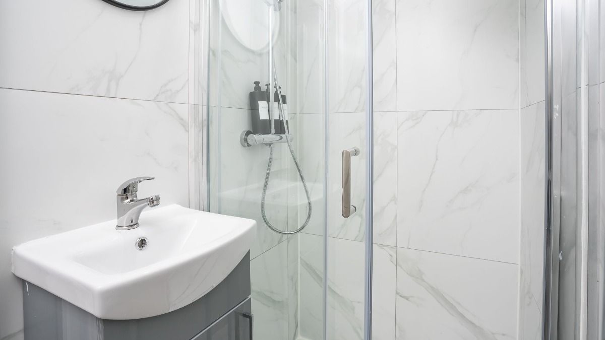 Apt 1, 19 Camden Street