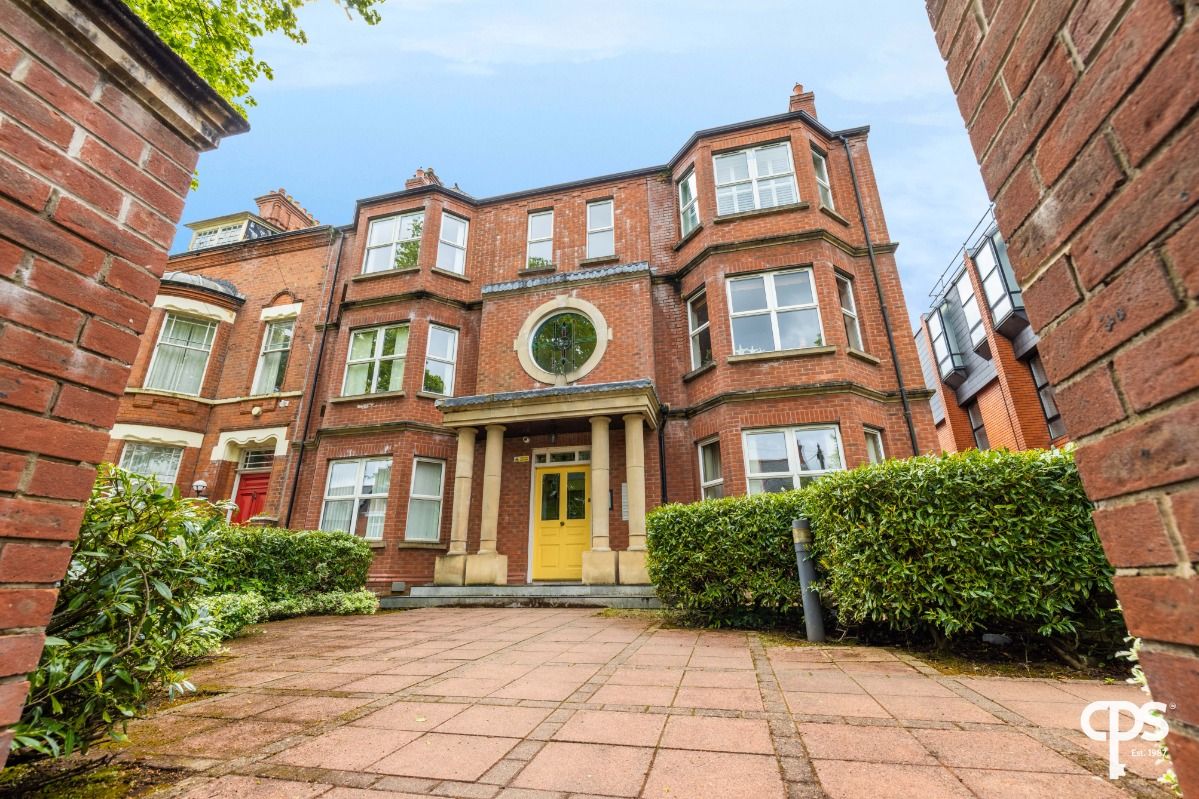 52E Wellington Park