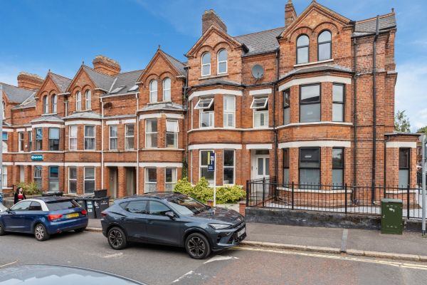 Apt 1, 89 Malone Avenue