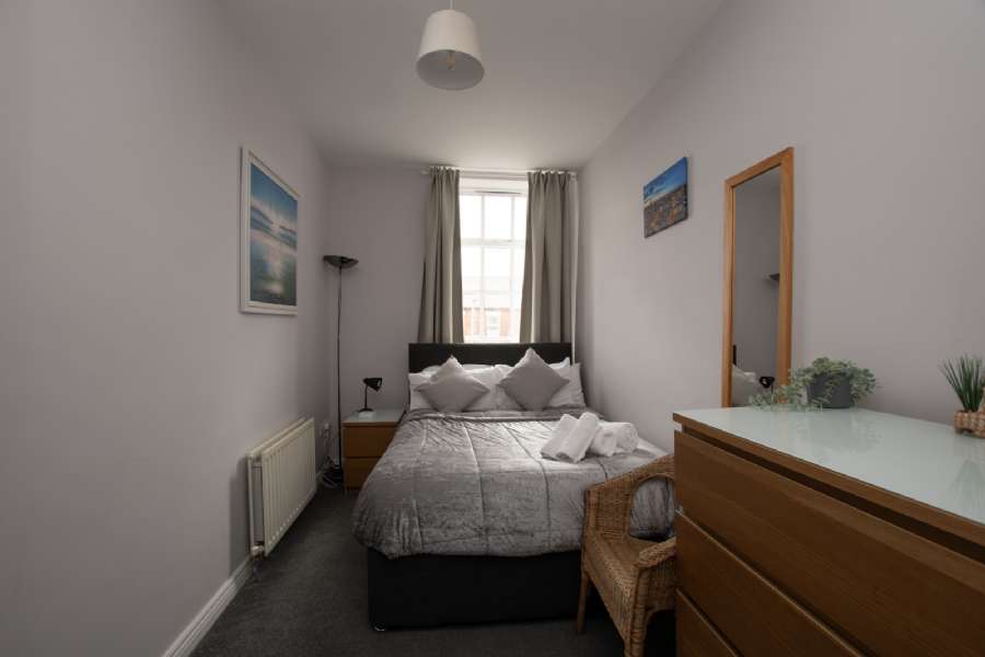 Belgravia House , Apartment 6 2a Belgravia Avenue