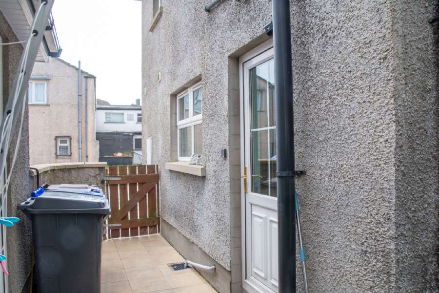 1 Castle Lane