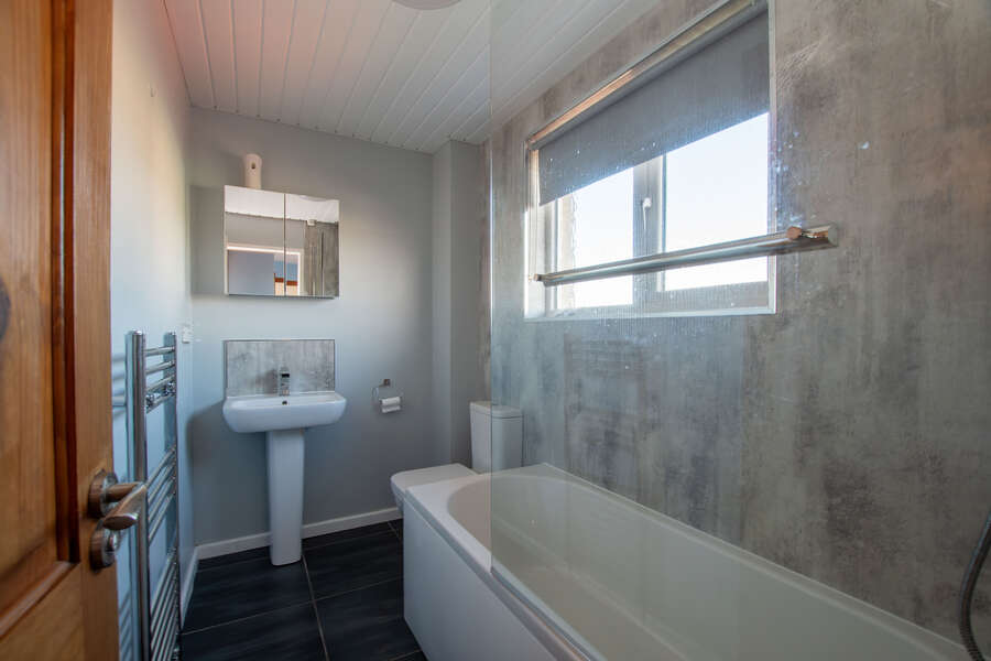 10 Carrowdore Gardens