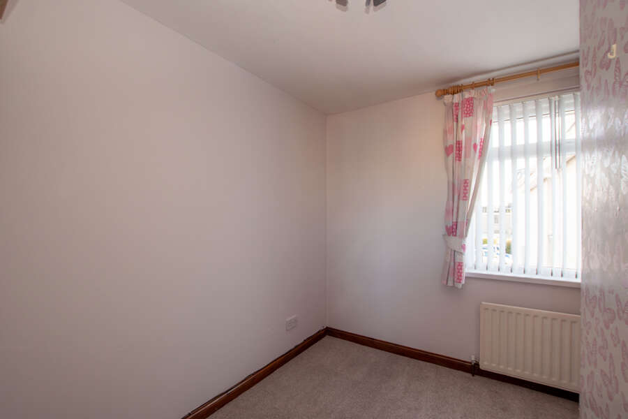 10 Carrowdore Gardens