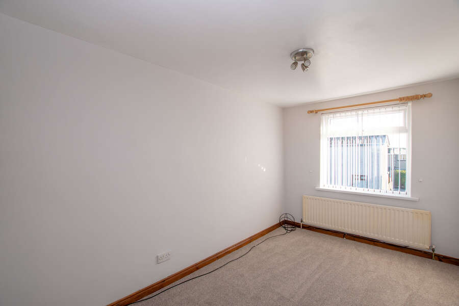 10 Carrowdore Gardens