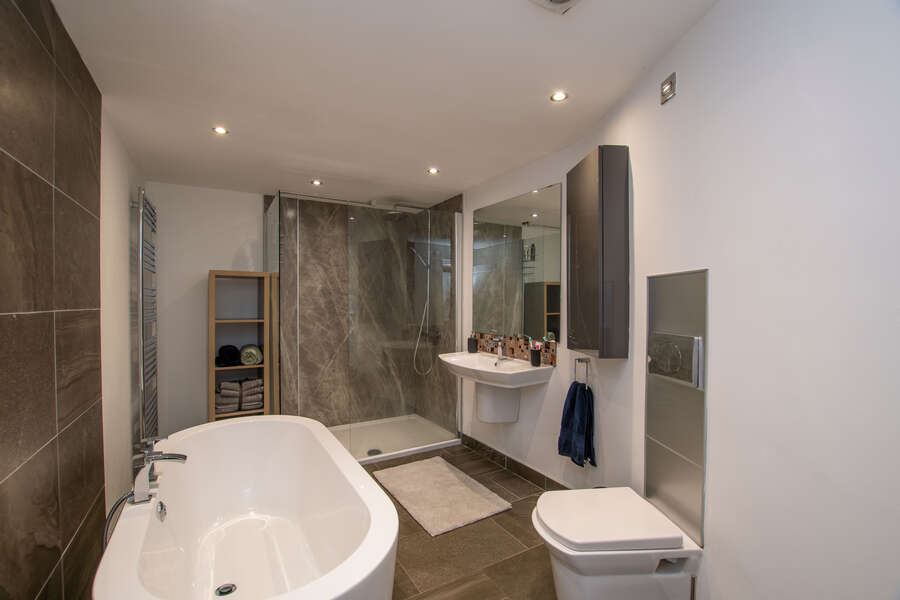 1-3 Laganbank Road , 32 St Johns Wharf