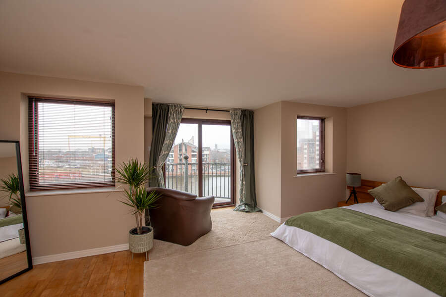 1-3 Laganbank Road , 32 St Johns Wharf