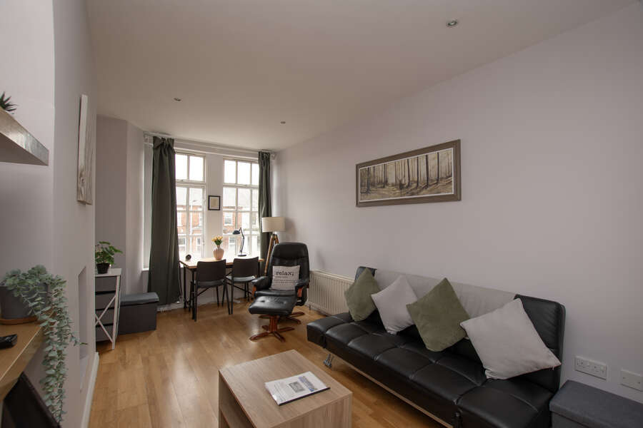 Apt 6 Belgravia House