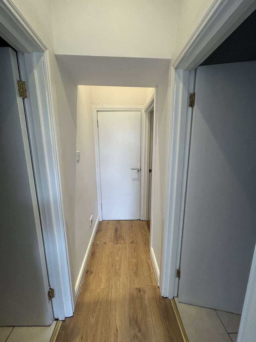 Unit 2, 5 West Street