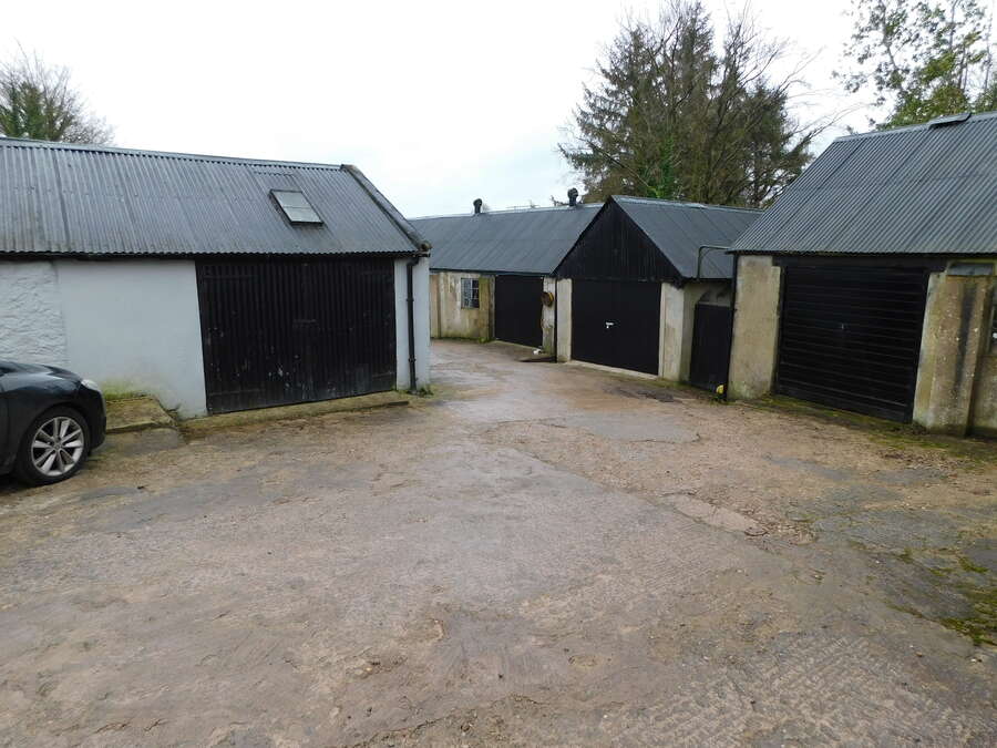25 Woodbank Road