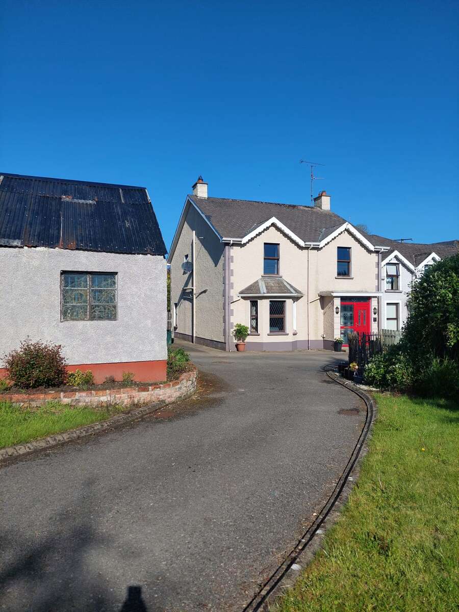 115 Baronscourt Road