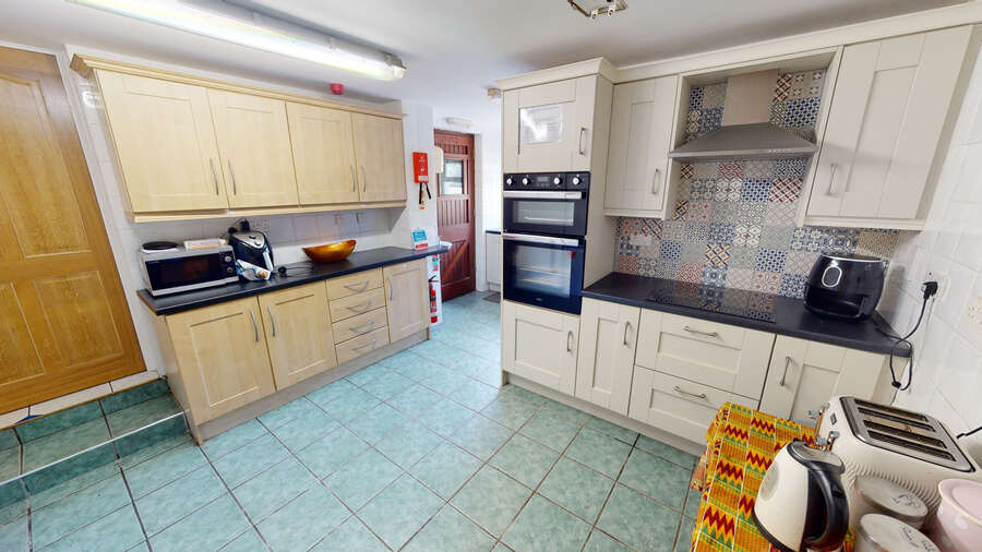113 & 113A Baronscourt Road