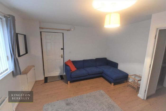 Unit 2, 3a Richview Street