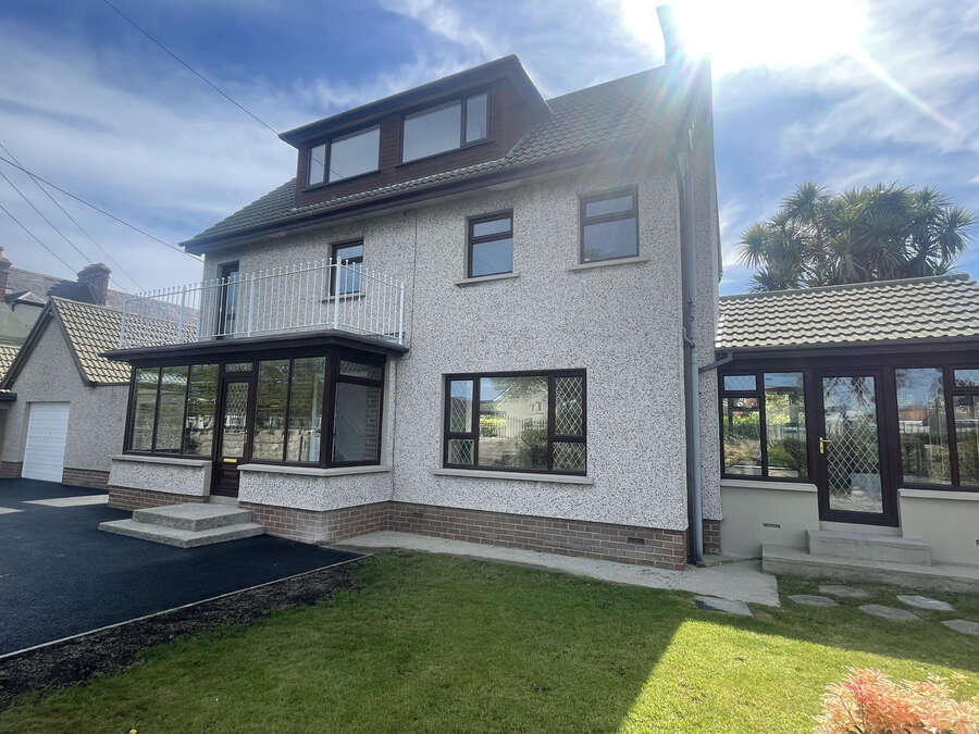 2 Manse Road