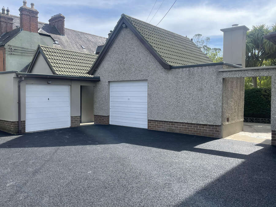 2 Manse Road