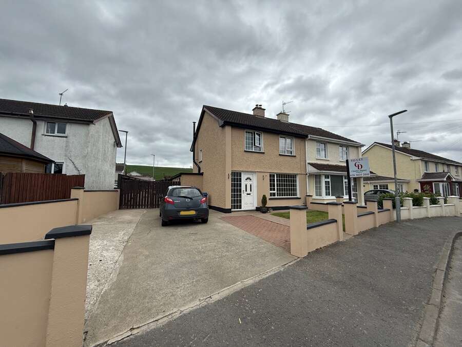 41 Lurganare Cross