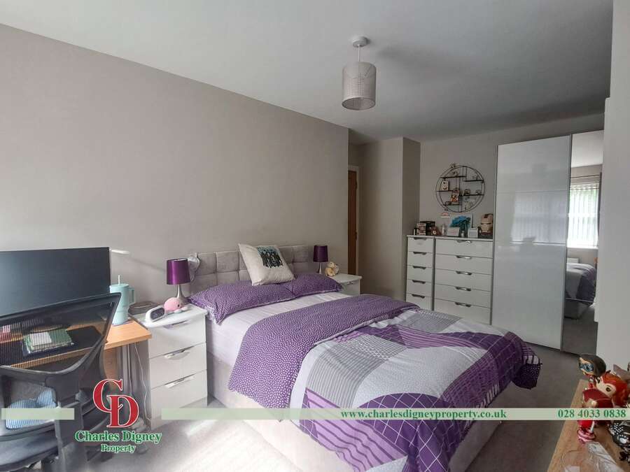24A  Longstone Hill