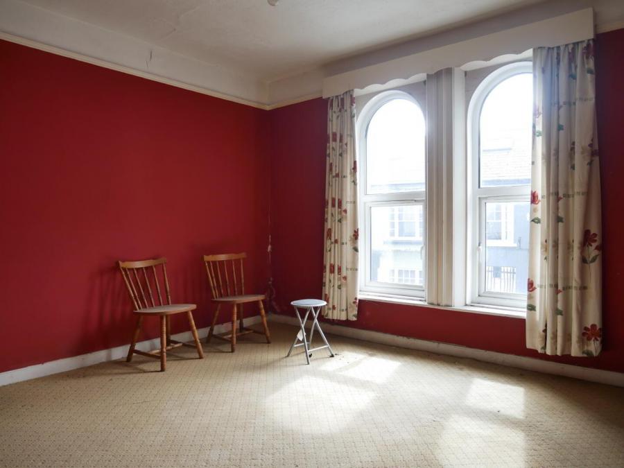 22&22a East Bridge Street