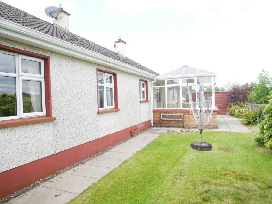 25 Rathview Park