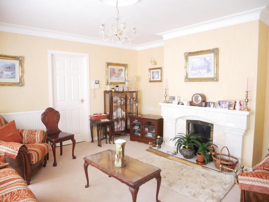 25 Rathview Park