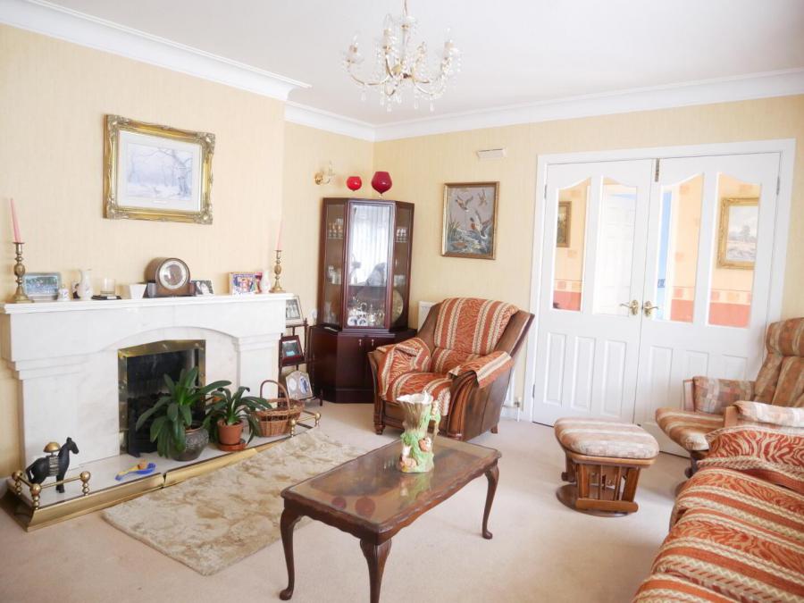 25 Rathview Park