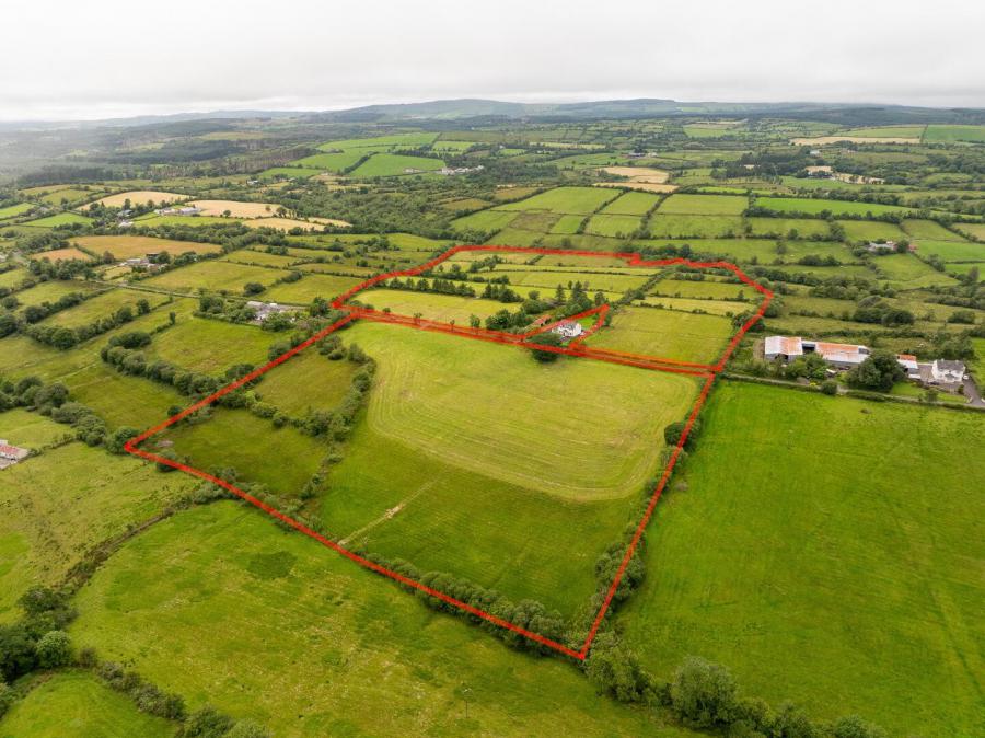 Lands At 'drumduff'