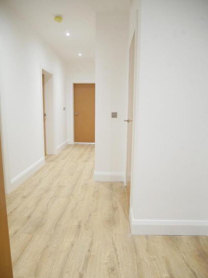 Apt 4 Station House