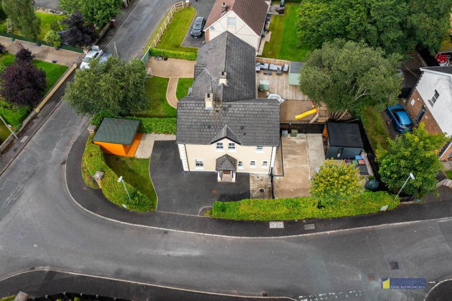 2 Spruce Hill