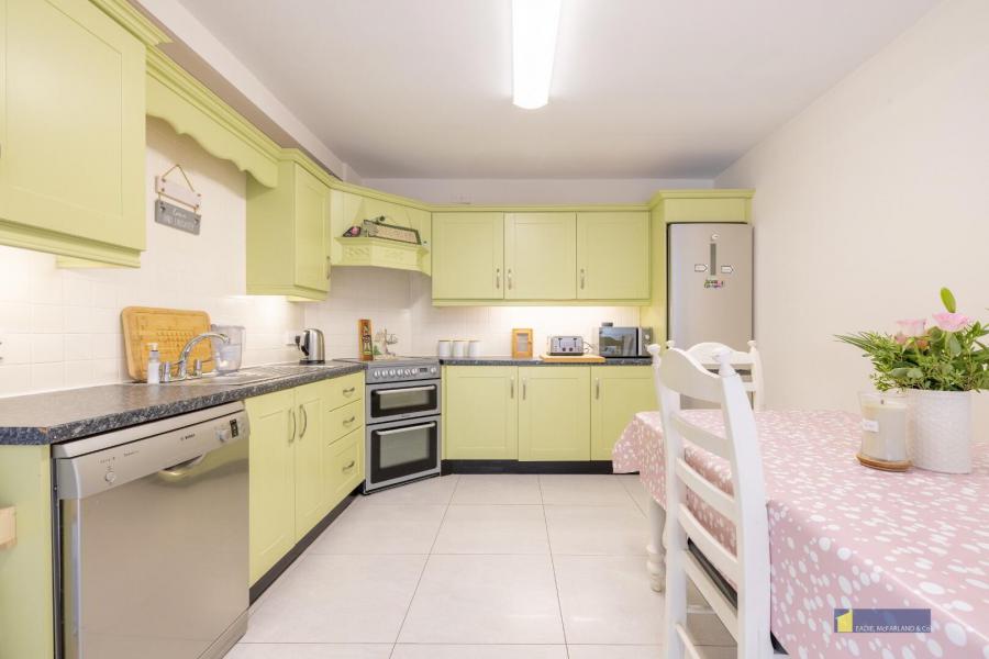 2 Spruce Hill
