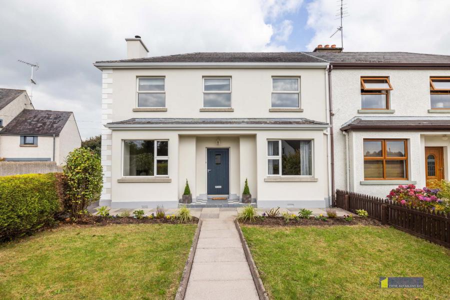 8 Lower Chanterhill Road