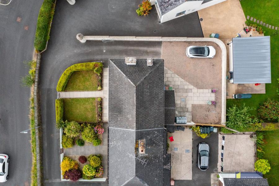 8 Lower Chanterhill Road