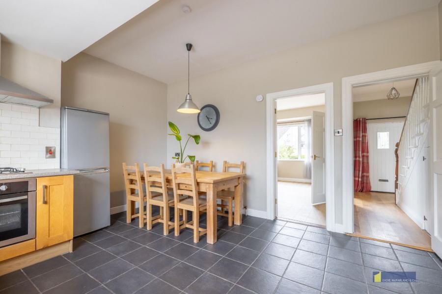 8 Lower Chanterhill Road
