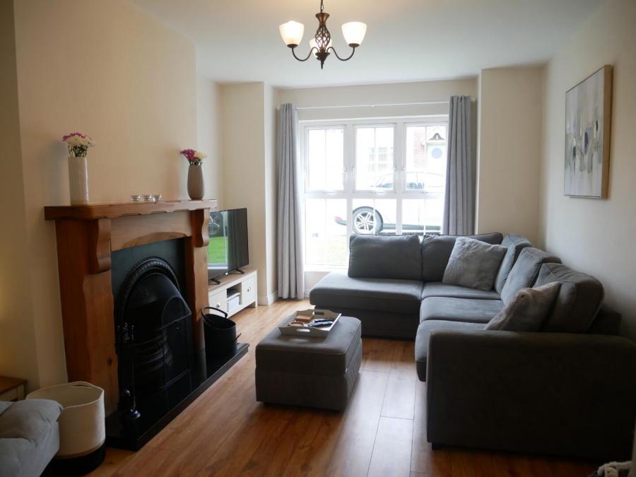 27 Spruce Hill