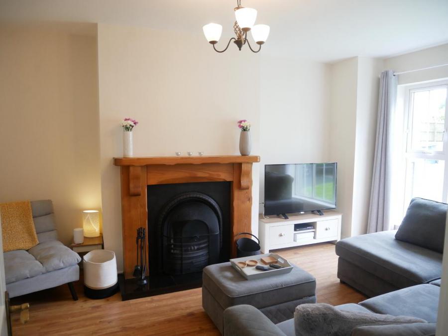 27 Spruce Hill