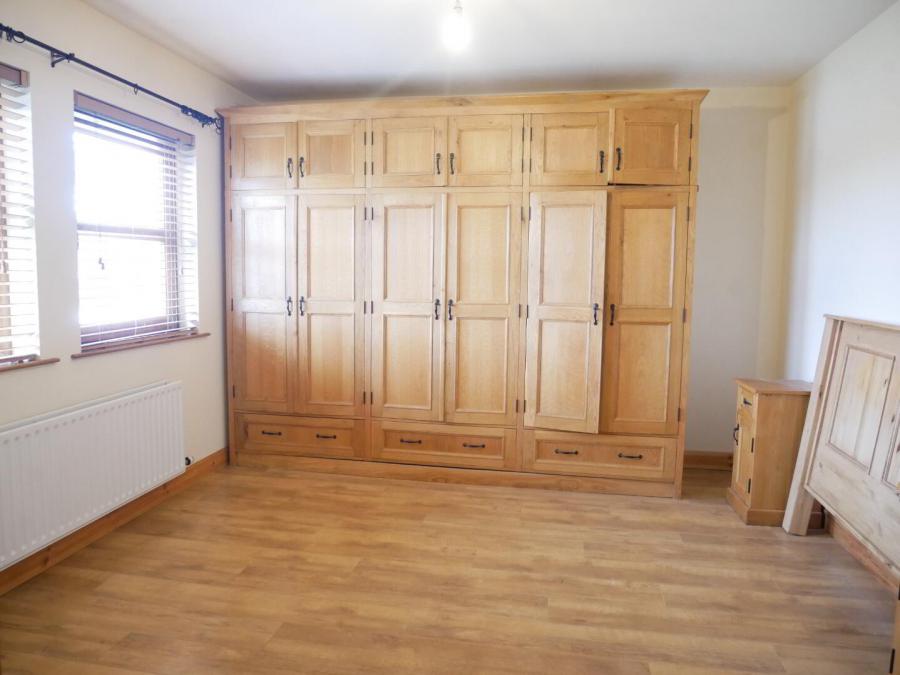 2A Drummurry Gardens