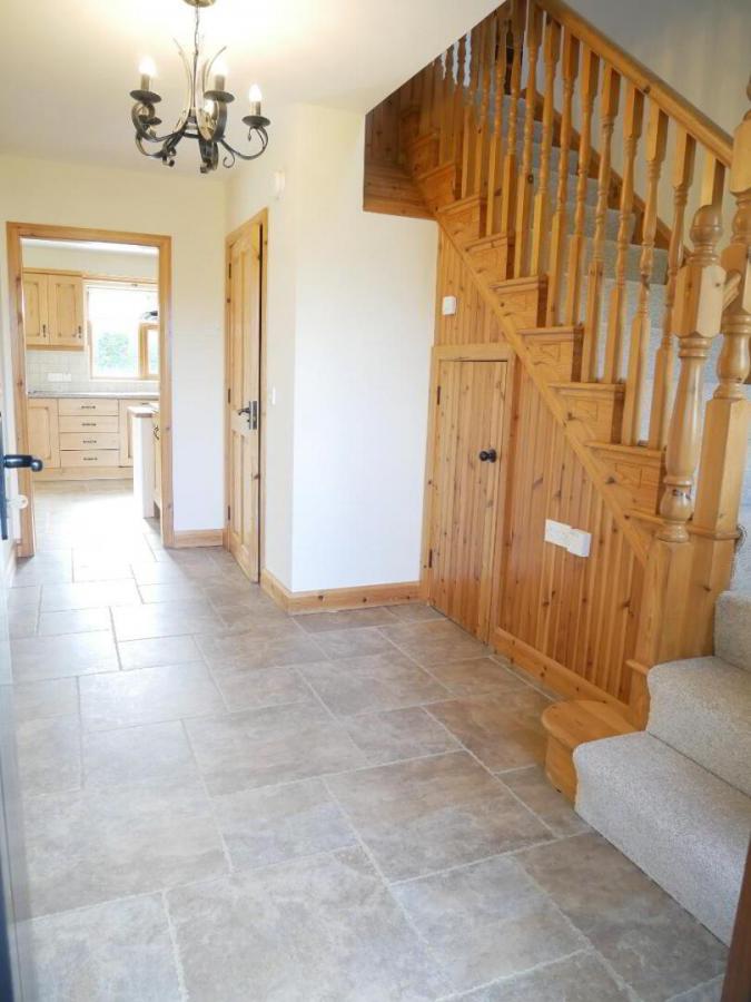 2A Drummurry Gardens
