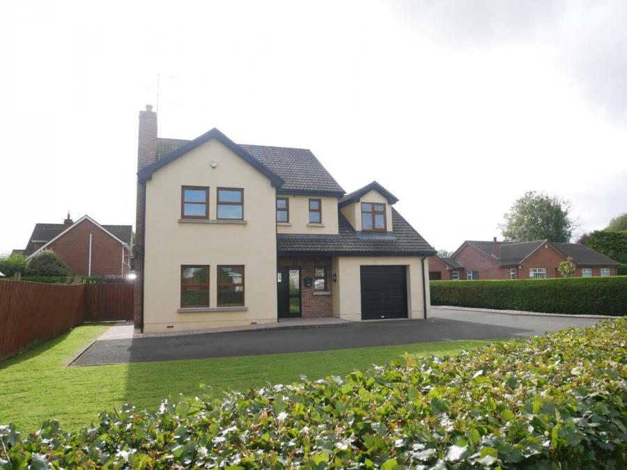 2A Drummurry Gardens